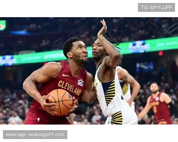 多诺万·米切尔背身单打效率提升显著，拉开与布克的得分差距