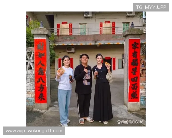 孙一文连换几套衣服，球场上和日常简直判若两人，谁能想到？