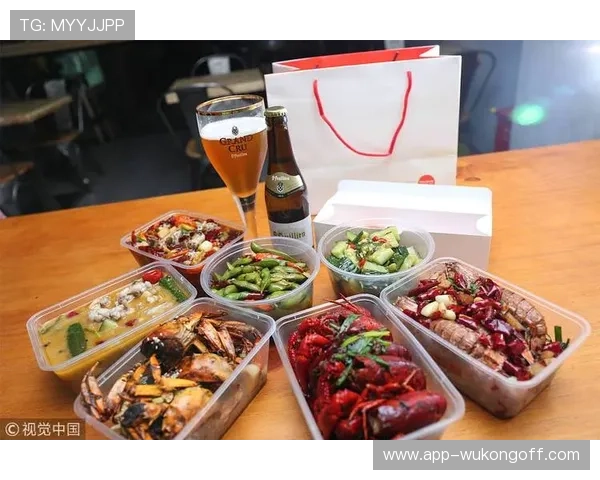 山口茜每天吃三顿饭还得算着卡路里，我连外卖自由都没有