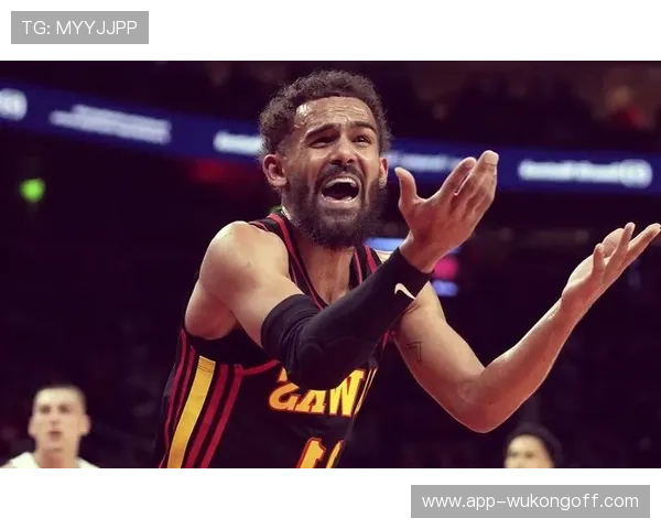 特雷·杨突破撕裂防线，关键时刻得分占比提升明显