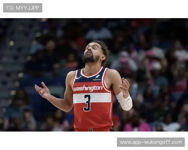 浓眉哥休赛期天天喝蛋白粉当水，这哪是人干的事